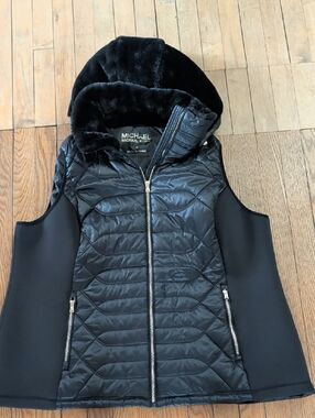 Michael Kors Black Size 3X Vest